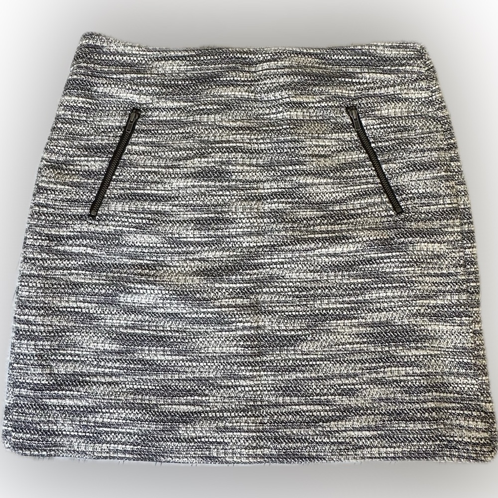 ANN TAYLOR LOFT | Women’s Size 8 Mini Skirt